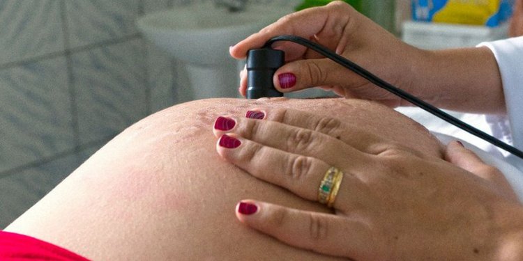 Senado reconhece profissão de doula