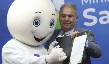 Covid-19: ministro oficializa fim de emergência sanitária