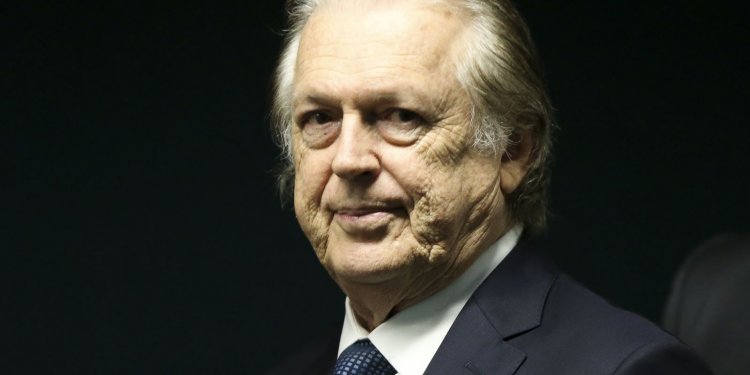 União Brasil indica Luciano Bivar como pré-candidato à presidência