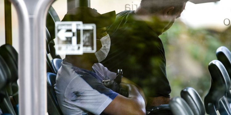 Covid-19: Brasil tem 6.263 novos casos e 16 óbitos
