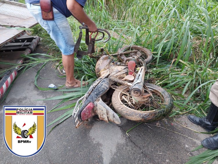 Motocicleta produto de furto é recuperada na MG 267, KM 98 Juiz de Fora