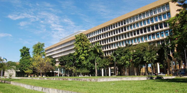 UFRJ aprova cotas obrigatórias nos cursos de pós-graduação