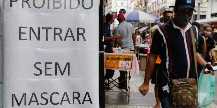 Covid-19: Brasil registra 44.592 casos e 265 mortes em 24 horas