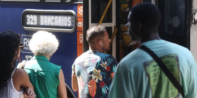 Covid-19: Brasil registra 8,7 mil casos e 73 mortes em 24 horas