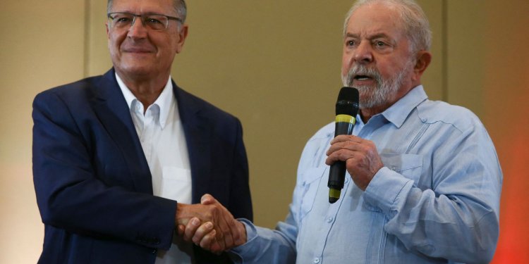 Lula e Alckmin serão diplomados até 19 de dezembro
