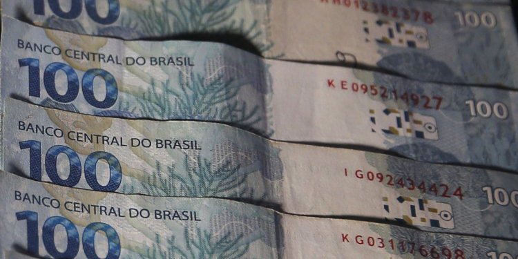 Prazo para partidos devolverem recursos acaba hoje
