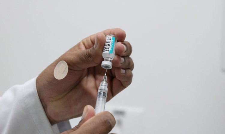 Hospitalizações por covid-19 crescem em cinco estados