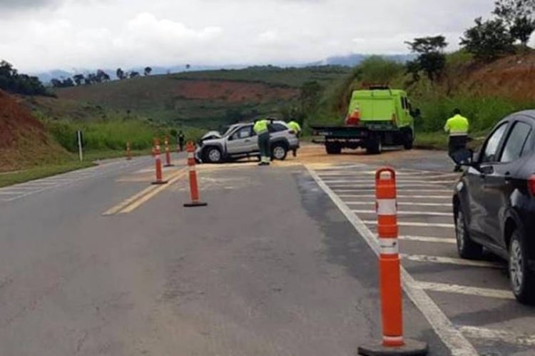 Acidente na BR-116, em Leopoldina, mata mulher e deixa dois feridos