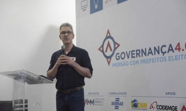 Governador apresenta avanços promovidos no Estado para prefeitos eleitos de Minas