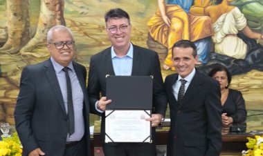Rogério Ferreira da Silva é agraciado com o Título de Cidadão Honorário pela Câmara de Ubá