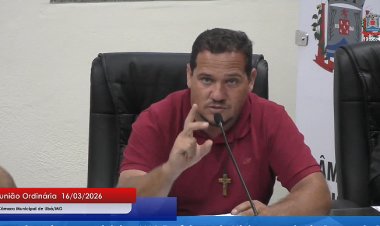 Cobranças por transparência, drenagem urbana e atenção aos bairros marcam fala do vereador André Alves na Câmara de Ubá