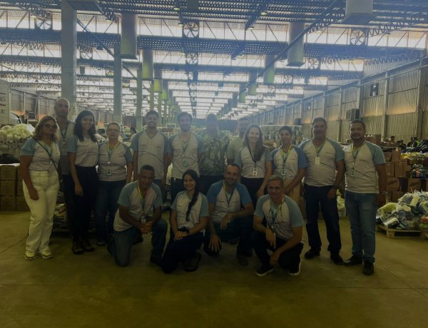 Voluntários da Copasa destinam doações às famílias atingidas pelas enchentes em Ubá