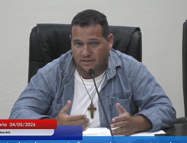 Vereador André Alves cobra solução urgente para rua abandonada, defende valorização local na Festa do Horto e critica influência política na imprensa