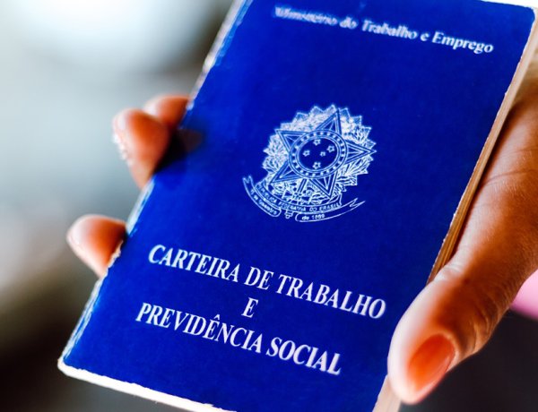 FIEMG defende adiamento da discussão sobre mudança da jornada de trabalho no Senado para evitar pressão eleitoral